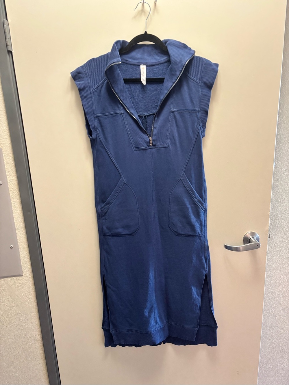 Sleeveless 100% cotton Blue Knit Dress